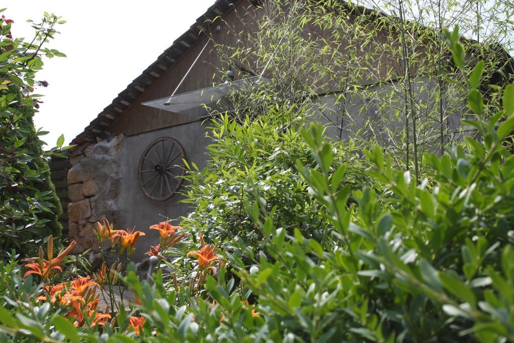 Ofenhaus Villa Murten Szoba fotó